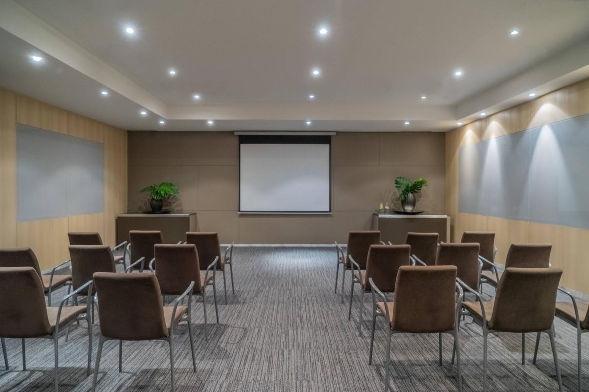 Ac Hotel Ciudad De Sevilla By Marriott Dış mekan fotoğraf