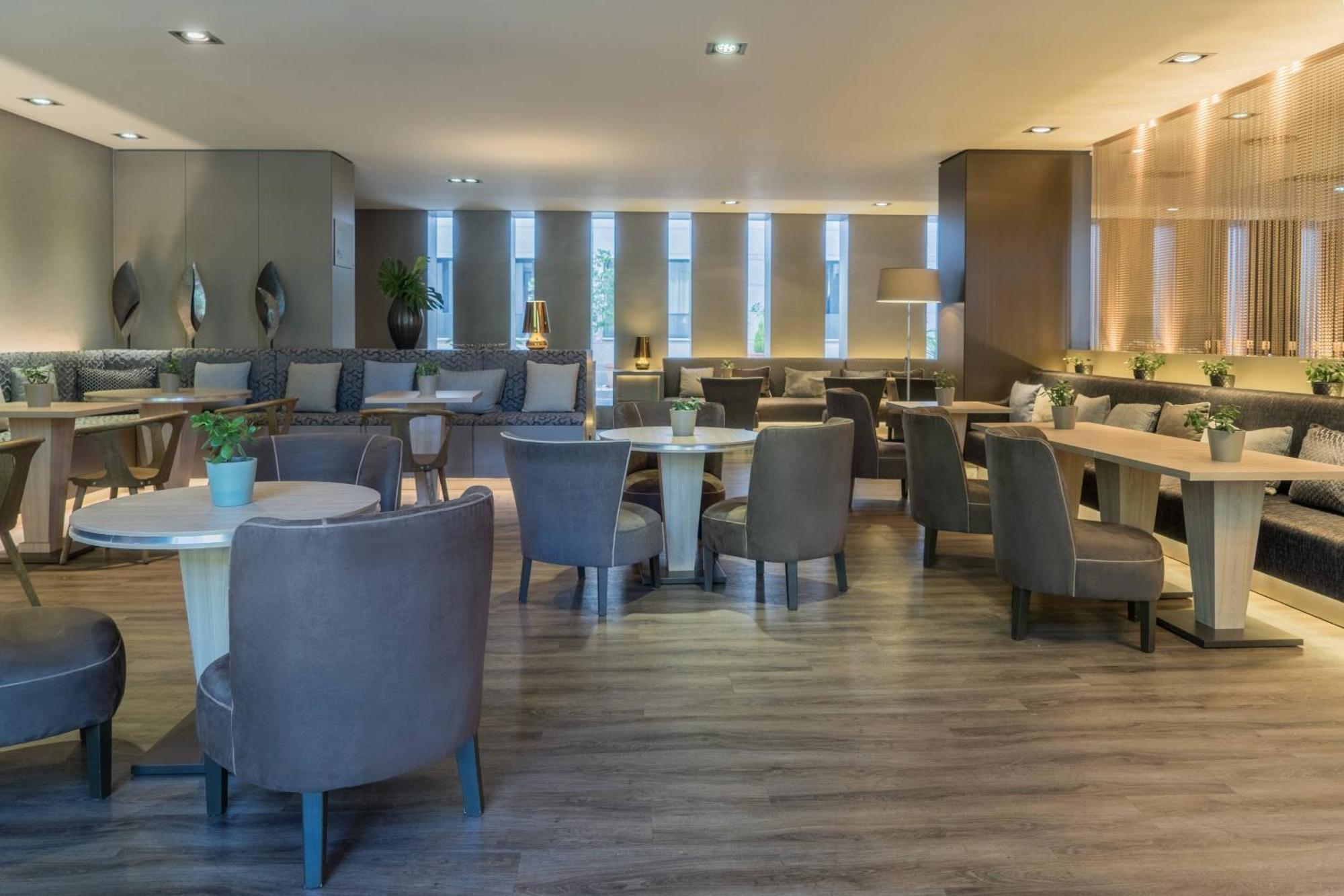 Ac Hotel Ciudad De Sevilla By Marriott Dış mekan fotoğraf