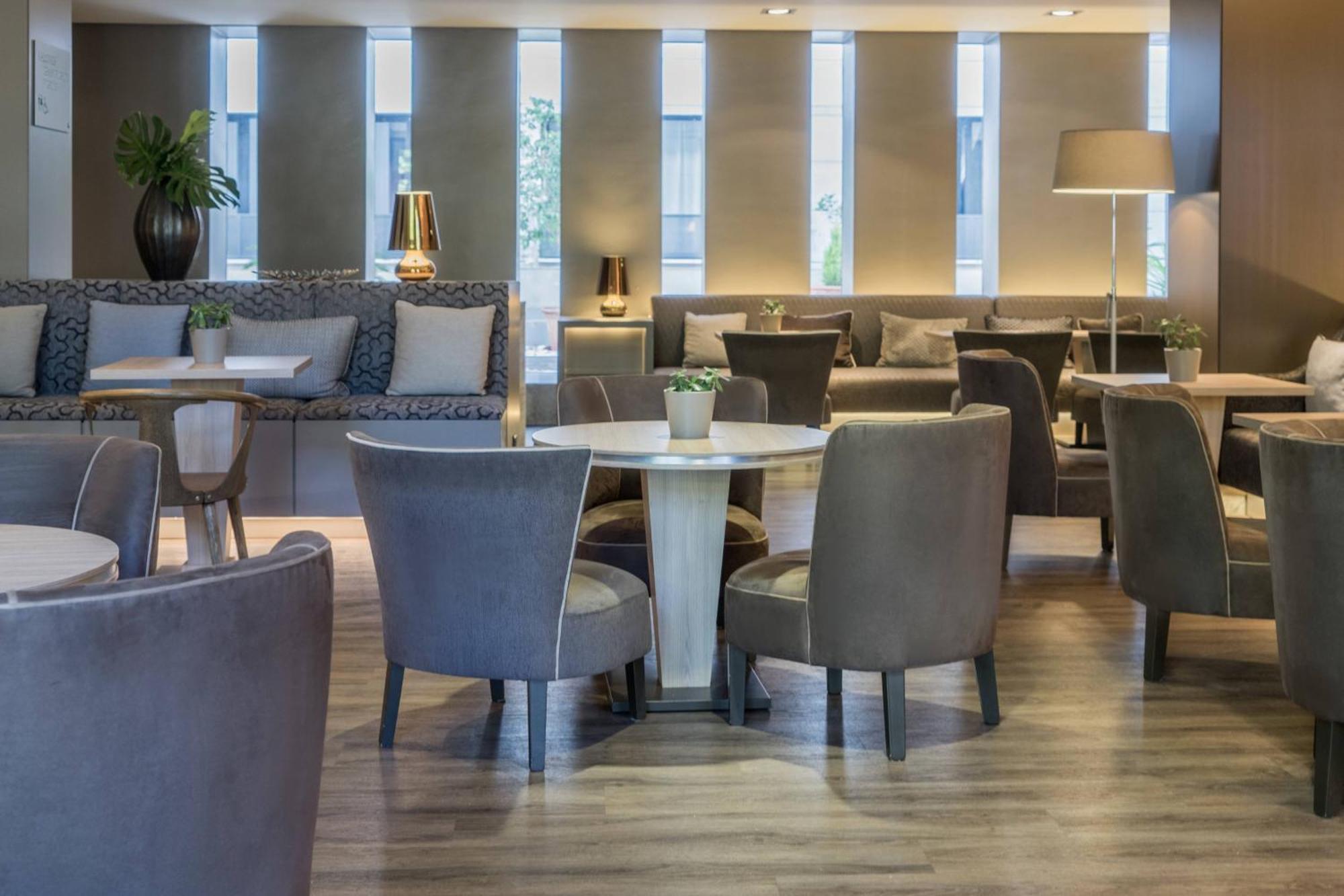 Ac Hotel Ciudad De Sevilla By Marriott Dış mekan fotoğraf